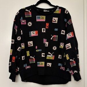 Puma Women's love oversized AOP crew neck  sweatshirt sz small